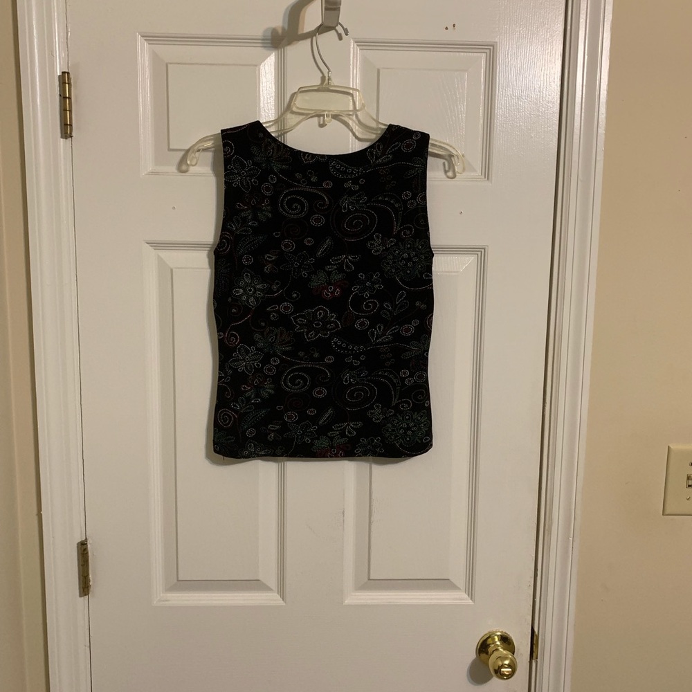 Sleeveless Floral Design Top, petite Small - Picture 6 of 6